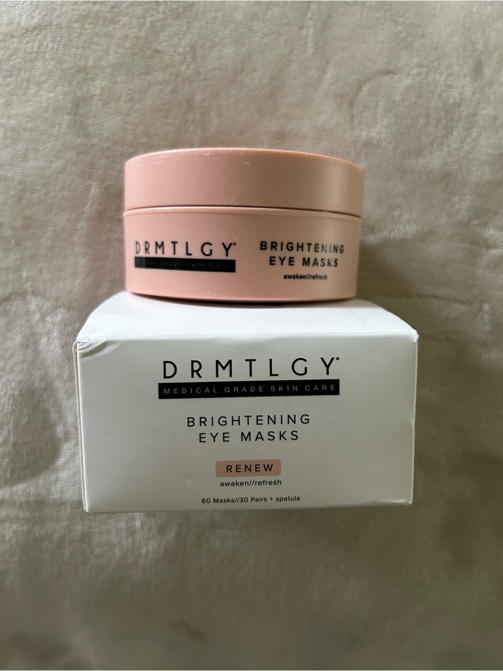 DRMTLGY BRIGHTENING EYE MASKS (60 masks/30 pairs) (MEDICAL GRADE SKINCARE)